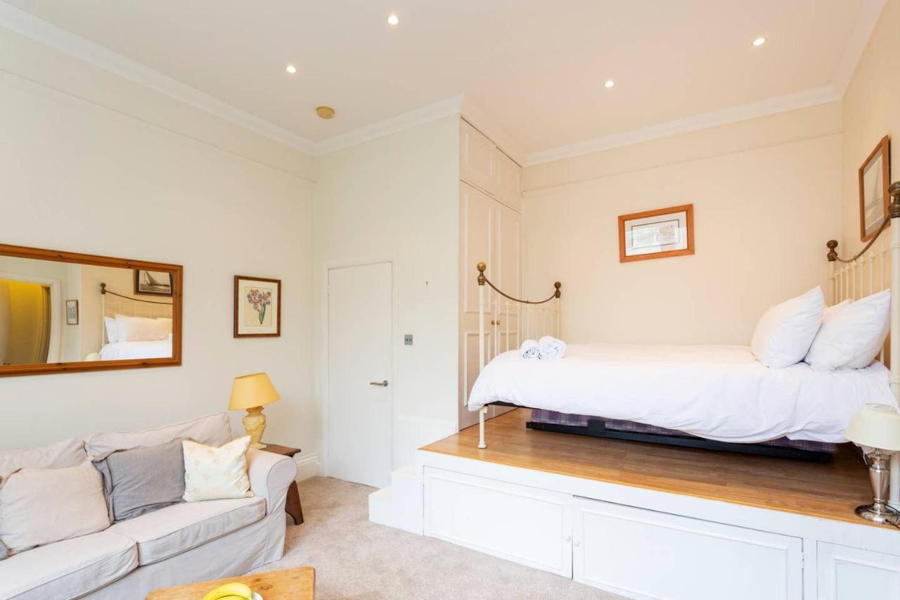Charming Studio Near Clapham Common Apartment London Bagian luar foto