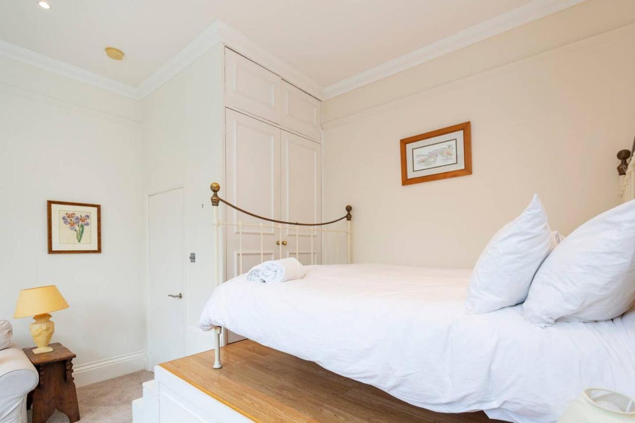 Charming Studio Near Clapham Common Apartment London Bagian luar foto